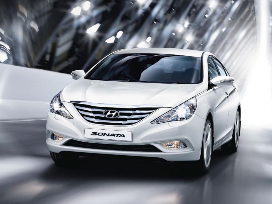  Hyundai Sonata 2010 года  (ZA) (фото 9 из 16)